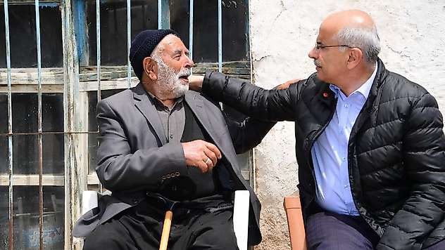 Sami Er Dolu Vuran İlçelerde Sahada: 'Üreticinin Yaralarını Saracağız'