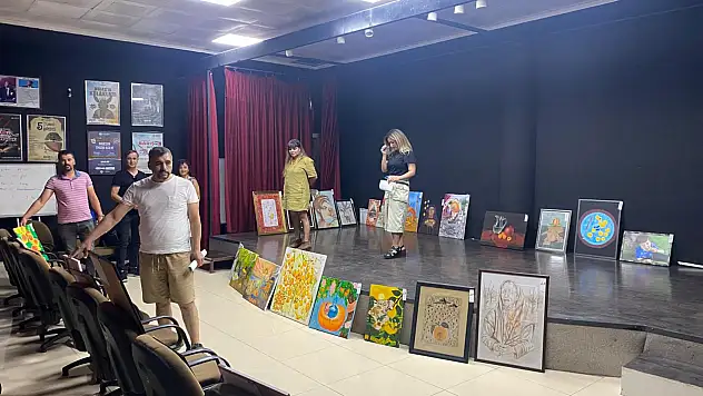 Sarı Bir Umut Resmet Resim yarışması yoğun ilgi gördü
