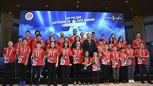 'Satrancın Yıldızları' İstanbul'da buluştu