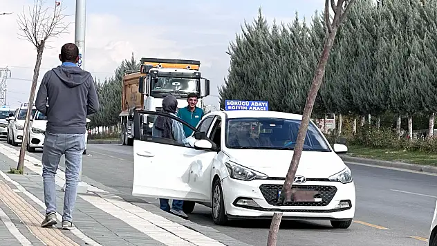 Şehir Mezarlığı Bölgesinde Artan Trafik, Direksiyon Eğitimini Riskli Hale Getirdi