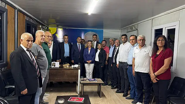 Serdar Yıldız Görevi Devretti, İYİ Parti'de Yeni İl Başkanı Emircan Eren