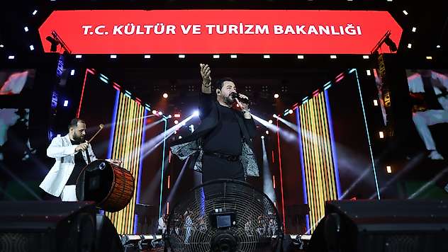 Serkan Kaya Malatya Kültür Yolu Festivali'nde Binlerce Kişiye Unutulmaz Gece Yaşattı