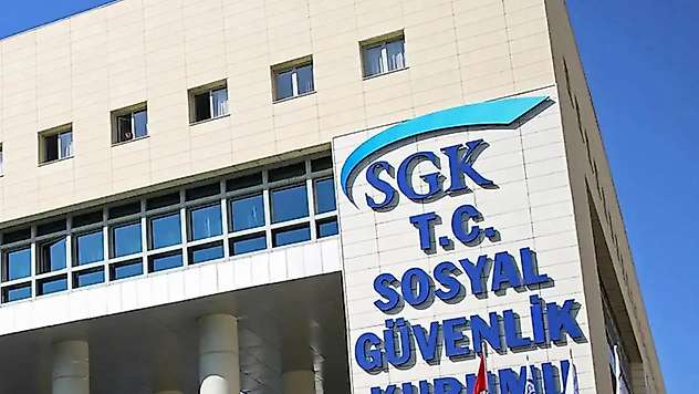 SGK: 'Emeklilik İptali 650 Bin Değil, 12 Bin Kişi'