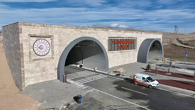 Sivas'ta yapımı tamamlanan Yağdonduran Tüneli hizmete açıldı