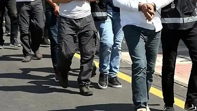 Son 1 Haftada 39 FETÖ Operasyonu: 97 Gözaltı, 16 Tutuklama