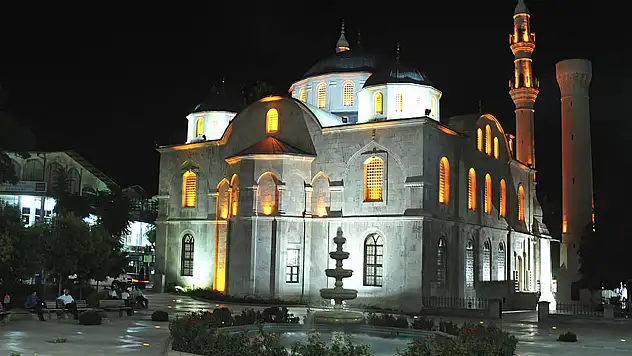 Şükür Namazı Nedir ve Ne Zaman Kılınır?