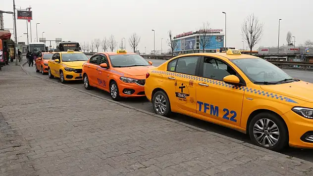 Taksilerde Yeni Dönem: Hem POS Hem Mali Fiş Tek Cihazda
