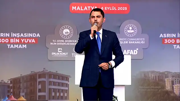 'Taş Üstüne Taş Koyuyoruz' : Bakan Kurum'dan Malatya'da Anlamlı Konuşma