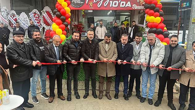 Tecde'de Yeni Lezzet Durağı: Pizza10-Da Coşkulu Törenle Açıldı