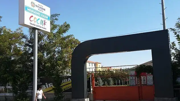 Tecde Muhtarına Büyükşehir'den cevap