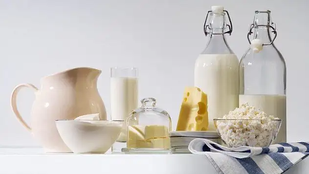 Ticari süt işletmelerince Mart ayında 878 bin 593 ton inek sütü toplandı