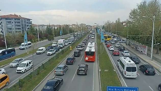 Trafiğe Kayıtlı Taşıt Sayısı 34 Milyonu Aştı