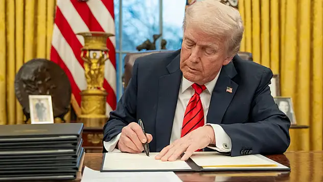 Trump, İran'a yönelik yaptırımları kaldırabileceğini söyledi