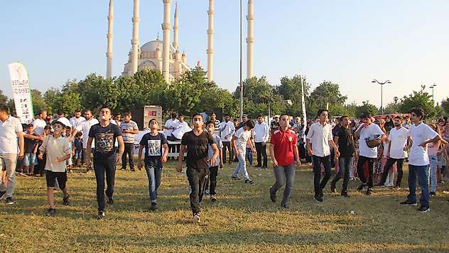 TÜİK: Türkiye nüfusunun yüzde 14,8'ini gençler oluşturdu