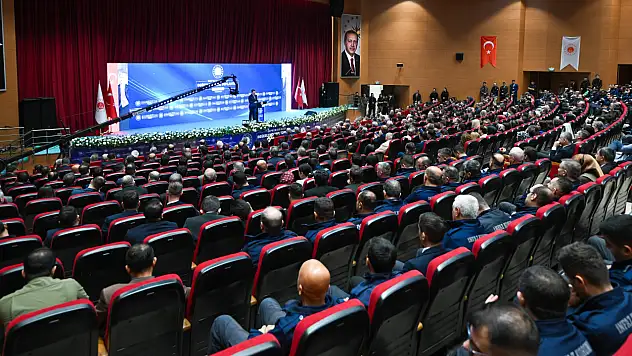 Tunç: Deprem Bölgesinde 180 Bin Dava Açıldı