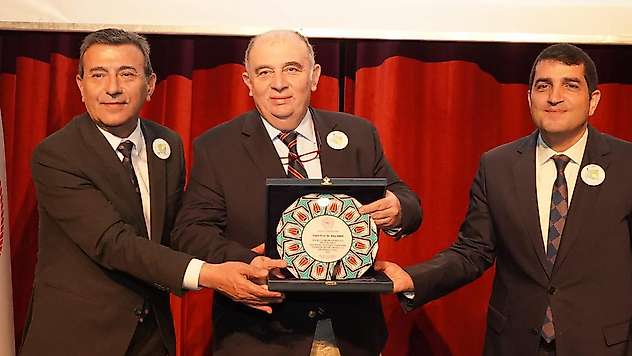 Türkiye Aşı Enstitüsü Başkanı Kara: Covid-19 aşısı vücutta kalmaz