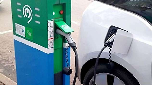 Türkiye'de elektrikli otomobil sayısı 436 bin oldu