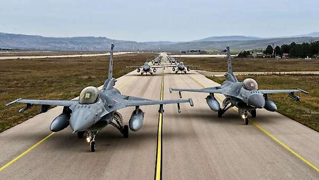 Türkiye'den KKTC'ye 6 F-16 Gönderiliyor