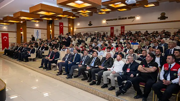 Türkiye İtfaiyeciler Birliği Derneğinin 14. Olağan Genel Kurul Toplantısı Malatya'da Yapıldı