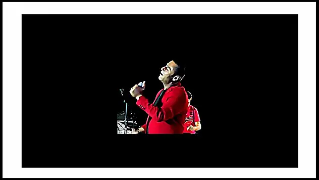 Türkiye'nin Sevilen Sesi Osman Güney: Sanat ve Sahne Aşkıyla Yükselen Bir Yorumcu