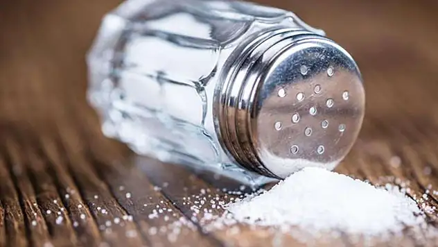 Türkiye olması gerekenden iki kat fazla tuz tüketiyor