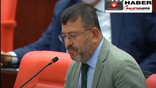 Tütün yerlidir, millîdir, alnımızın teridir.