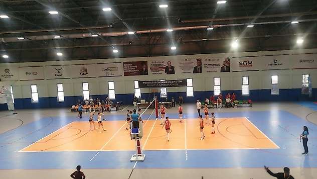 TVF 1. Lig Voleybol'da Malatya'nın Sultanları Bolu Belediyespor'a 3-1 Yenildi..