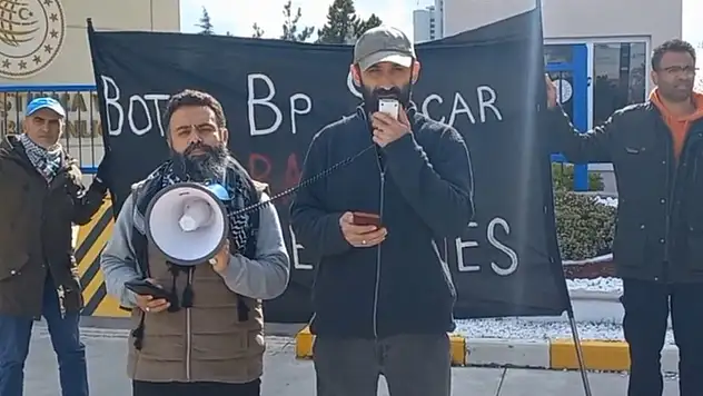 Ulaştırma Bakanlığı önünde işgalci siyonistlere sevkiyata protesto
