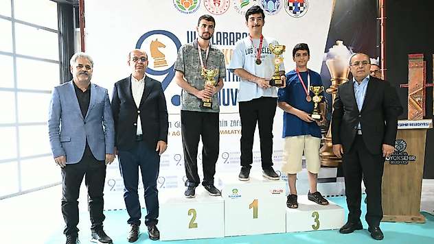 Uluslararası Altın Kayısı Satranç Turnuvası Ödül Töreniyle Sona Erdi