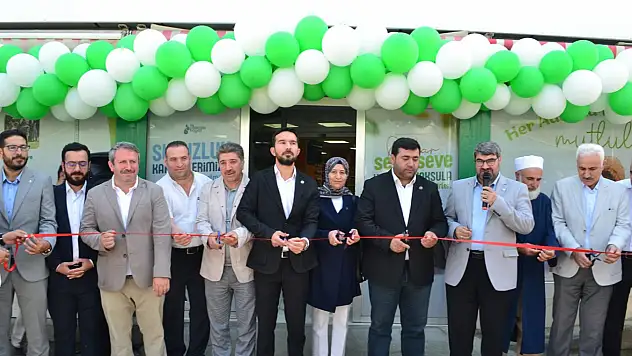 Umut Kervanının beşinci sosyal market projesi, Bursa'da hayata geçti