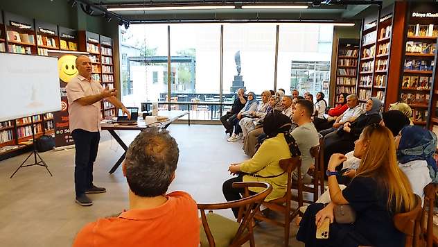 Uzmanından velilere uyarı: 'Sürekli ders çalış demek işe yaramıyor'