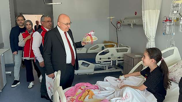 Vakıflardan Gönüllere Dokunan Ziyaret