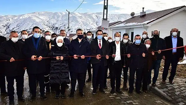 Vali Baruş'dan 24 Ocak Depreminin Yıldönümünde Anlamlı Ziyaret