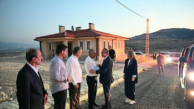 Vali Seddar Yavuz, Akçadağ'da Bir Dizi Ziyaret ve İncelemelerde Bulundu