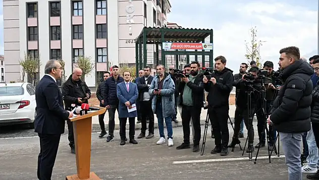 Vali Seddar Yavuz İkizce TOKİ' de İncelemelerde Bulundu