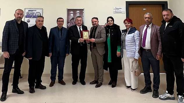 Vefa Derneği'nden Sağlık Kahramanlarına Anlamlı Jest
