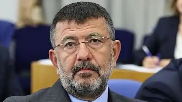 Veli Ağbaba'dan Çiftçilere Faizsiz Erteleme Çağrısı: 'Aksi Takdirde Binlerce Üretici İcralık Olacak'