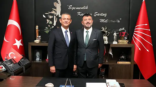 Veli Ağbaba Dijitalde de Sahada da Zirvede