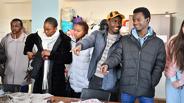 Yabancı Öğrenciler Yeşilyurt'un Tarihi ve Kültürel Zenginliklerini Keşfetti