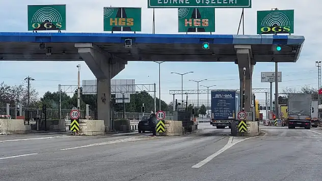 Yabancı Plakalı Araçlara Yeni Dönem: Geçiş Ücretleri Gümrükte Tahsil Edilecek