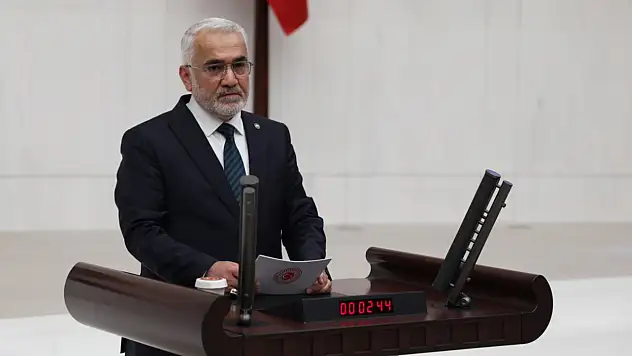 Yapıcıoğlu: Yeni yüzyılın kayıp olmaması için yeni bir anayasa şart