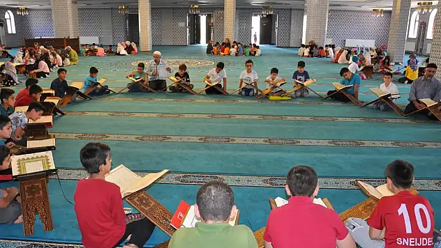 Yaz Kur'an kursları 30 Haziran'da başlıyor