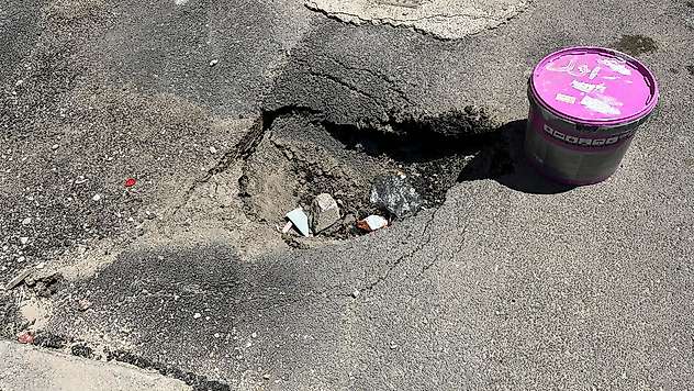 Yeni Yapılan Yolda Çökme Tepkisi: Tevfik Temelli Caddesi'nde Soru İşaretleri