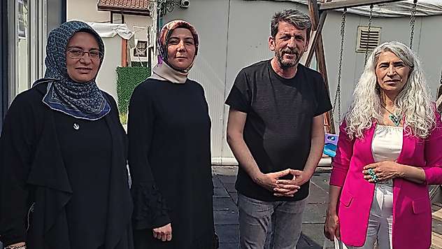 Yeniden Refah Partisi Kadın Kolları'ndan ABYB'ye Ziyaret