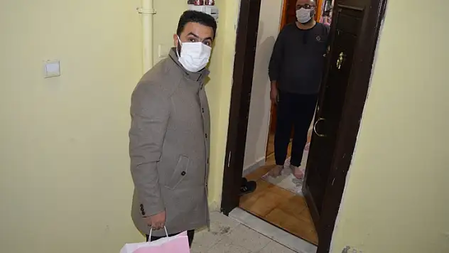 Yeniden Refah Partisinden Şifa paketi dağıtımı