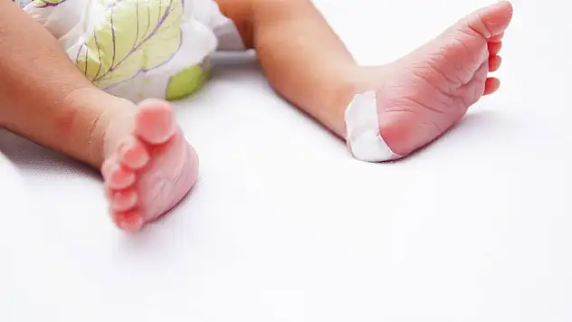 Yenidoğanlarda topuk delme güvenli mi?
