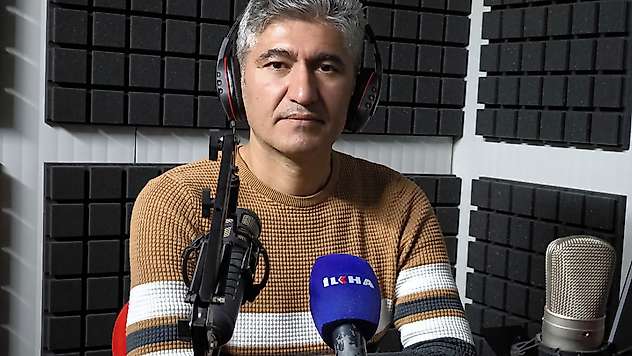 Yerel Radyolar Ayakta Kalma Mücadelesi Veriyor
