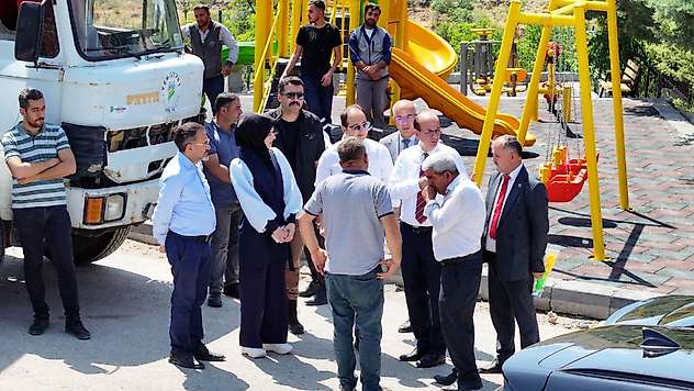 Yeşilyurt Belediyesi'nden Banazı'ya 'Güneş Enerjili' Çocuk Parkı!