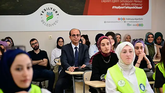 Yeşilyurt Belediyesi'nden Deprem Farkındalık Eğitimi!