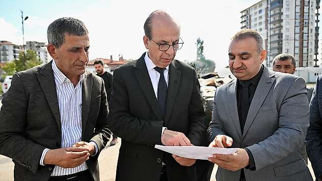 Yeşilyurt Belediyesi'nden Karakavak'ta Dönüşüm Hamlesi